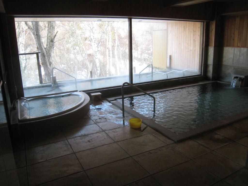 Keikoku-No-Yu Hotel Yamanouchi  Buitenkant foto